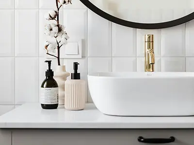 Todas las marcas
                    y modelos de muebles de baño